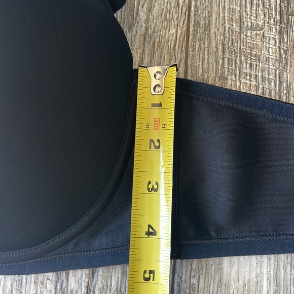 VANITY FAIR BLACK UNDERWIRE BRA, 38D - Picture 13 of 16